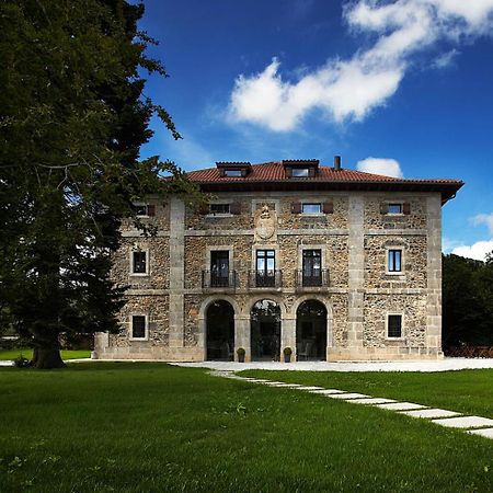 Iriarte Jauregia Hotel Bidegoian Bagian luar foto